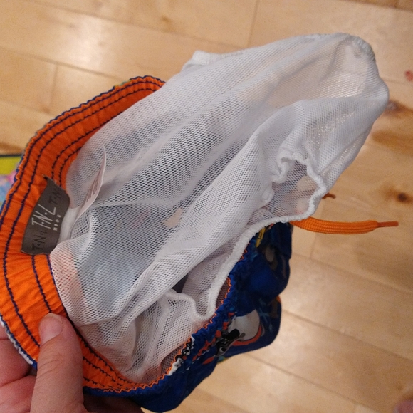 3/20$ 2T swim short with animals sailing in submarine fishes snorkeling - Picture 4 of 6